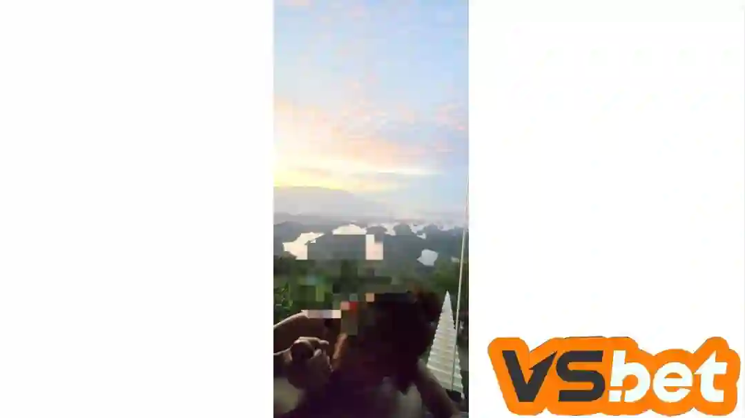 Chịch em gái trên tầng thượng 1 -clip sex hot - asiaarabfans.com